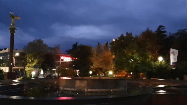 Доброе раннее утро. Пение птиц. Улица Лазарева. Центр Лазаревского. Фонтан Одуванчик. 15 ноября 202