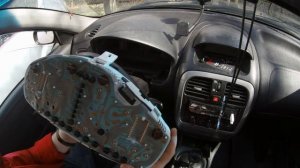 Замена зампочек в приборной панели mitsubishi carisma 2003