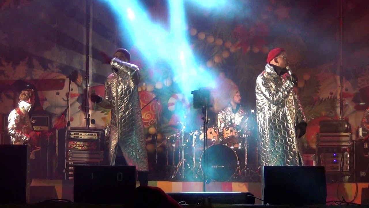 "Мы маленькие дети", "Приключения Электроника" смотреть онлайн