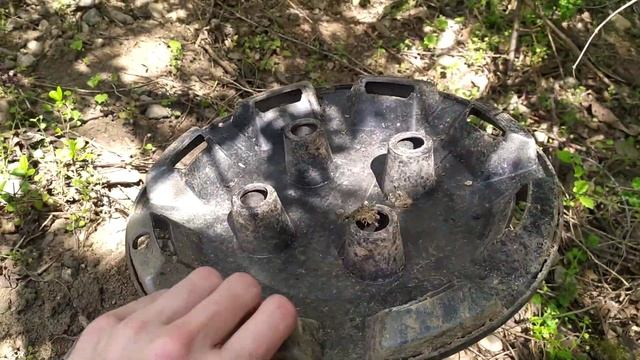 Škoda 120 wheel trim find