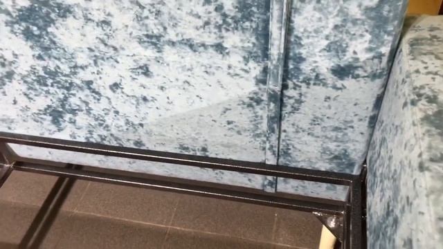 Диван на ножках Орион. Шагающая Еврокнижка на металлокаркасе