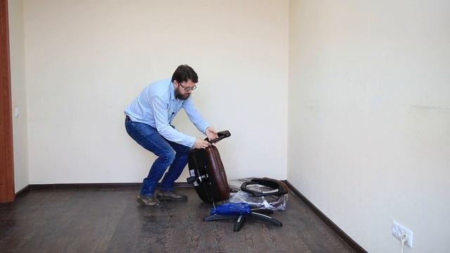 Обзор и сборка офисного кресла "Комфорт" (Comfort) от TetChair (0+) смотреть онлайн