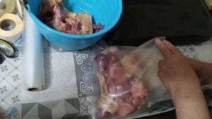 Вакуумируем мясо индейки впрок