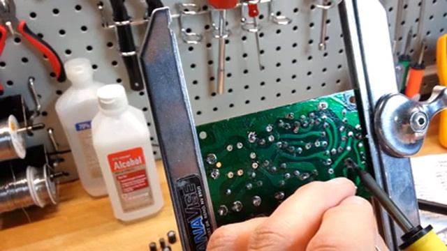 DKJ Nintendo Sanyo 20ez Monitor Repair - Part 1 смотреть онлайн