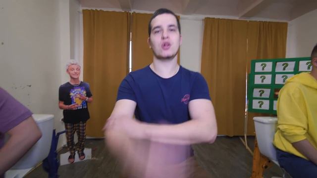 КТО ПОСЛЕДНИЙ СЛЕЗЕТ С УНИТАЗА ПОЛУЧИТ 1000$ ! смотреть онлайн