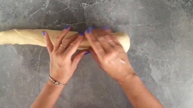 МИНИ-КРУАССАНЫ с ореховой начинкой! Идеально к чаю! смотреть онлайн