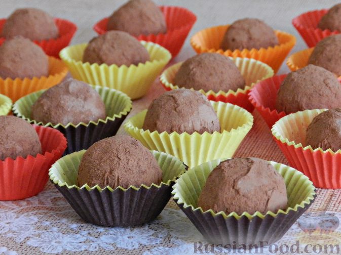 Постный десерт.
КОНФЕТЫ ИЗ НУТА С ОРЕХАМИ
