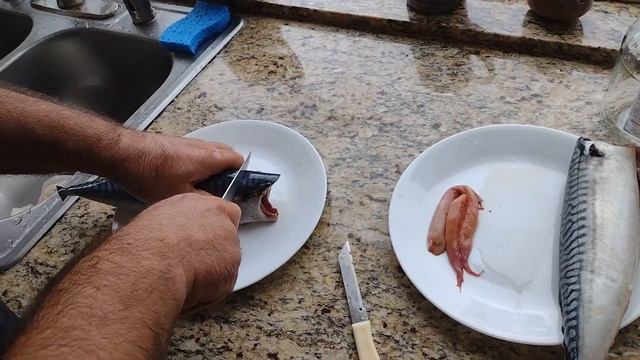 Скумбрия малосольная простой рецепт Как легко засолить скумбрию дома даче mackerel salted DIY @ hom