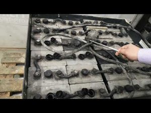 Восстановление ёмкости тягового аккумулятора ТАВ 48 вольт вилочного погрузчика. Спасаем батарею.