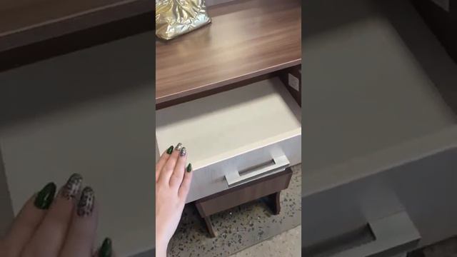 Туалетный столик смотреть онлайн