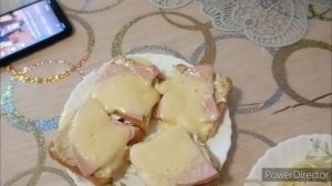 Привезла деток на ЛФК и физиотерапию/Одела платье💃Обновила маникюр 💅Артем готовит себе  бутерброды