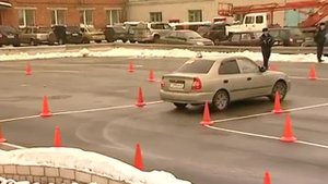 Почему треть кандидатов не сдаёт на права с первого раза Рен
