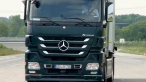 The New Mercedes Actros 'Dynamic  Stability' demonstration!