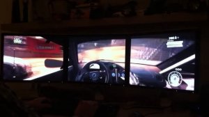 Playing dirt2 on 3 monitors