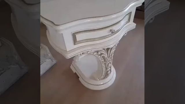 Спальня Латифа с 6 дверным шкафом Крем глянец от фабрики Арида мебель. смотреть онлайн