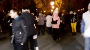 ГАЛИНА!???/ТАНЦЫ В ПАРКЕ ГОРЬКОГО ХАРЬКОВ ОКТЯБРЬ 2021