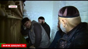 Глава Чечни посетил зиярат шейха Ташу Хаджи Саясановского