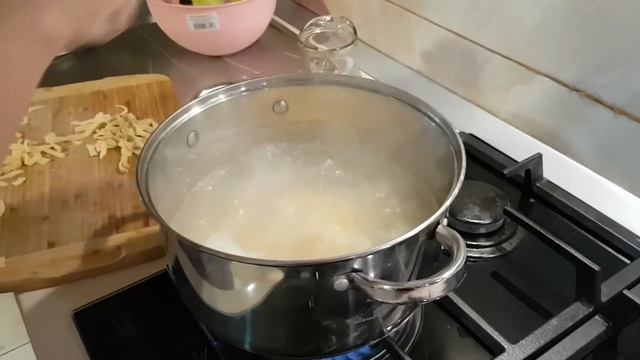 Taitei de Casa cu Carne de Pui și Ciuperci Pleurotus de la Bunica ? | Rețeta cu Pleurotus ? смотреть онлайн