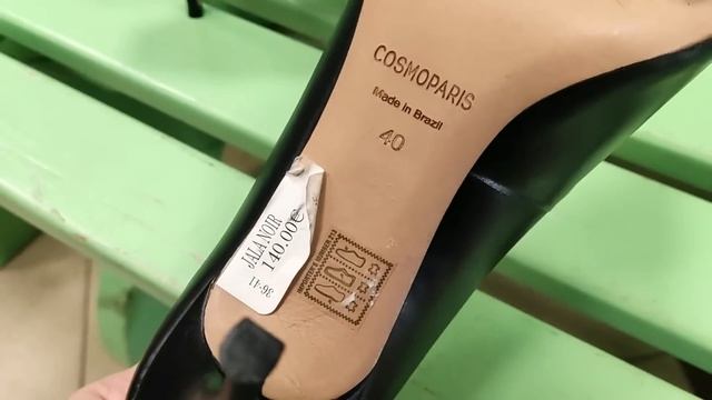 Секонд хенд покупки / Coccinelle, Furla, Radley, Timberland / Longchamp, Tie Rack. смотреть онлайн