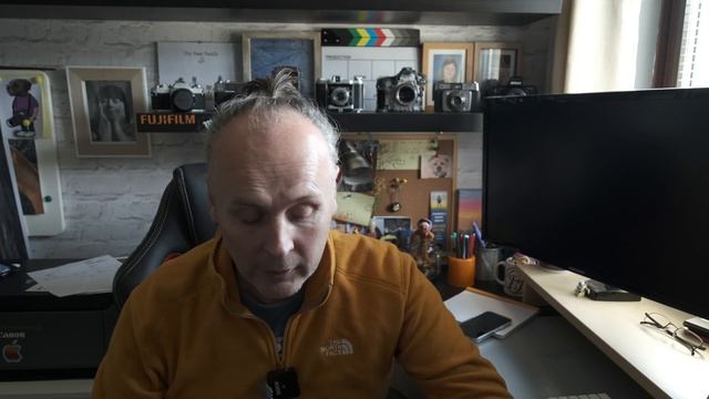 3 Reasons to Buy a Fujifilm X-E1 in 2022? смотреть онлайн