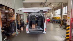 Знакомимся с Honda StepWGN Hybrid. Тот случай, когда Хонда смогла.
