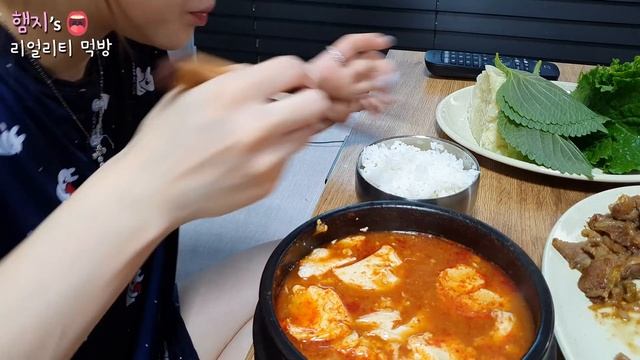 리얼먹방:) 햄지 기사식당★돼지불백, 순두부찌개 (ft.양배추쌈)ㅣBulgogi & Sundubu jjigaeㅣREAL SOUNDㅣASMR MUKBANGㅣEATING SHOWㅣ