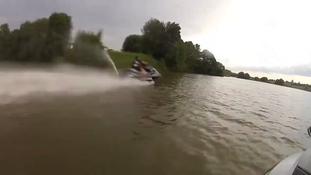 Yamaha FZR  BRP RXT-X  Yamaha VX смотреть онлайн