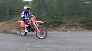 Honda CR250R -89 vs Honda CR250R -95