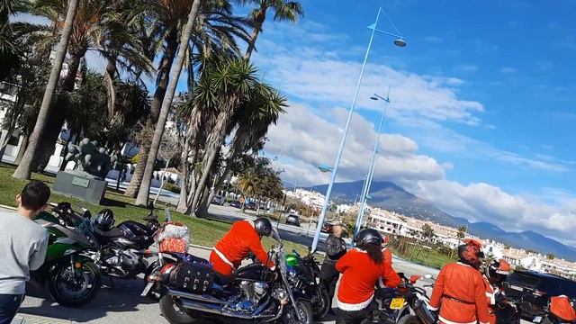 Заезд Дедов Морозов (Papa Noel) декабрь 2020 г Сан Педро де Алькантара (Мarbella) смотреть онлайн