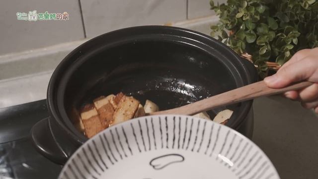 豆干別再拿來炒飯了，加入1個杏鮑菇，不用炸不涼拌，出鍋比紅燒肉好吃！│素食料理