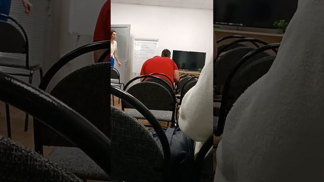 Как заманивают работать в сетевые продажи/Нулевые заработок смотреть онлайн