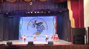 Русский танец— балалаечка