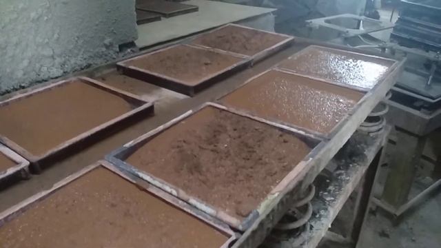 Работа формовочного вибростола №2. Квадратная плитка 30х30 смотреть онлайн