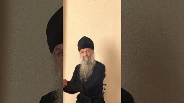 И если сатана сатану изгоняет, то он разделился сам с собою: как же устоит царство его?