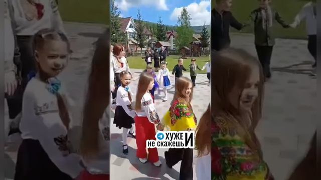 Видео с украинского детского утренника. Потерянное поколение.