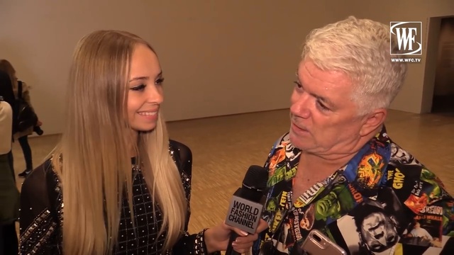 Versace Весна-Лето 2018 Неделя Моды в Милане