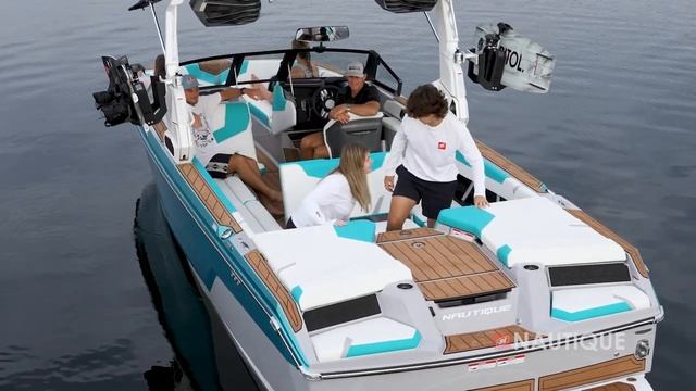 2024 Super Air Nautique GS24 Walk Through смотреть онлайн