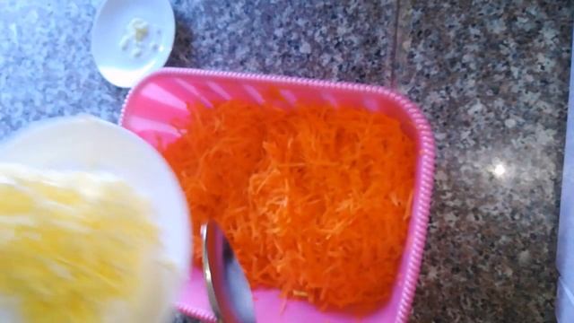 Салат из моркови и сыра. смотреть онлайн
