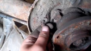 Лада Калина Когда слетела пружинка с задних колодок!