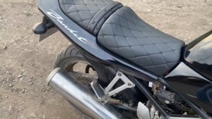 Suzuki GSF 250 Bandit звук на холостых