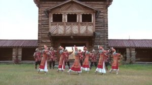Приветственный танец НТХК "Ньургуьун"