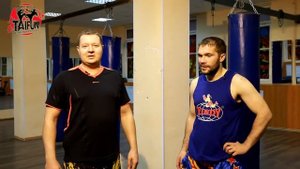 Тайский бокс. Удары коленями и локтями. Тренер клуба ТАЙФУН - Кирилл Урманов