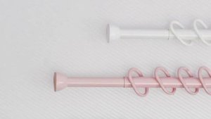 Карниз в ванную своими руками. Выгодно ли!?