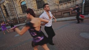 На берегу безымянной реки (жестовое пение)