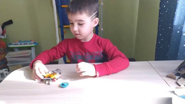 ДИКИЕ СКРИЧЕРЫ РАСПАКОВКА СКРИЧЕРА ПАУК.Трансформация в ЗАМЕДЛЕННОМ виде.САЛАВАТ ШОУ