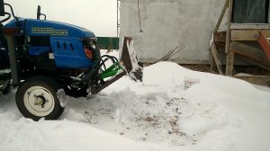 Работа самодельной передней навески для мини трактора Русич Т12 (Чувашпиллер)
