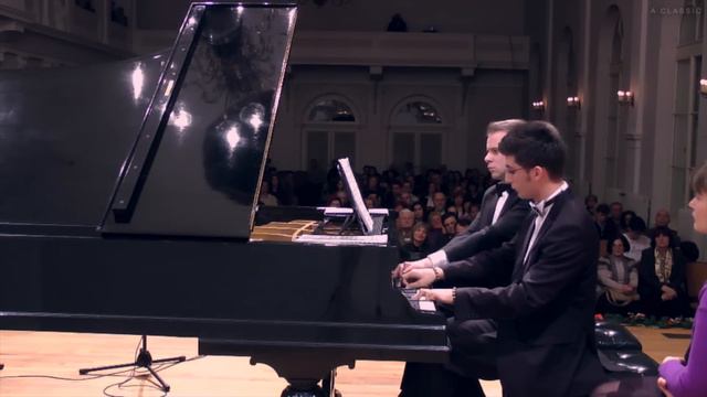 Piano duo Kos & Gasparovic - C. A. Debussy: Petite suite 4/4 смотреть онлайн
