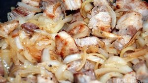 Квашеная капуста, тушеная с мясом