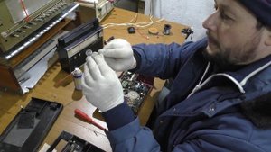 Самый необычный радиоприемник Меридиан. Реставрирую!