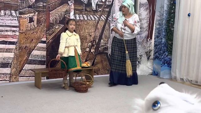 12 месяцев мачеха и Маркушка смотреть онлайн